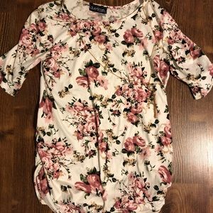 Floral maternity shirt
